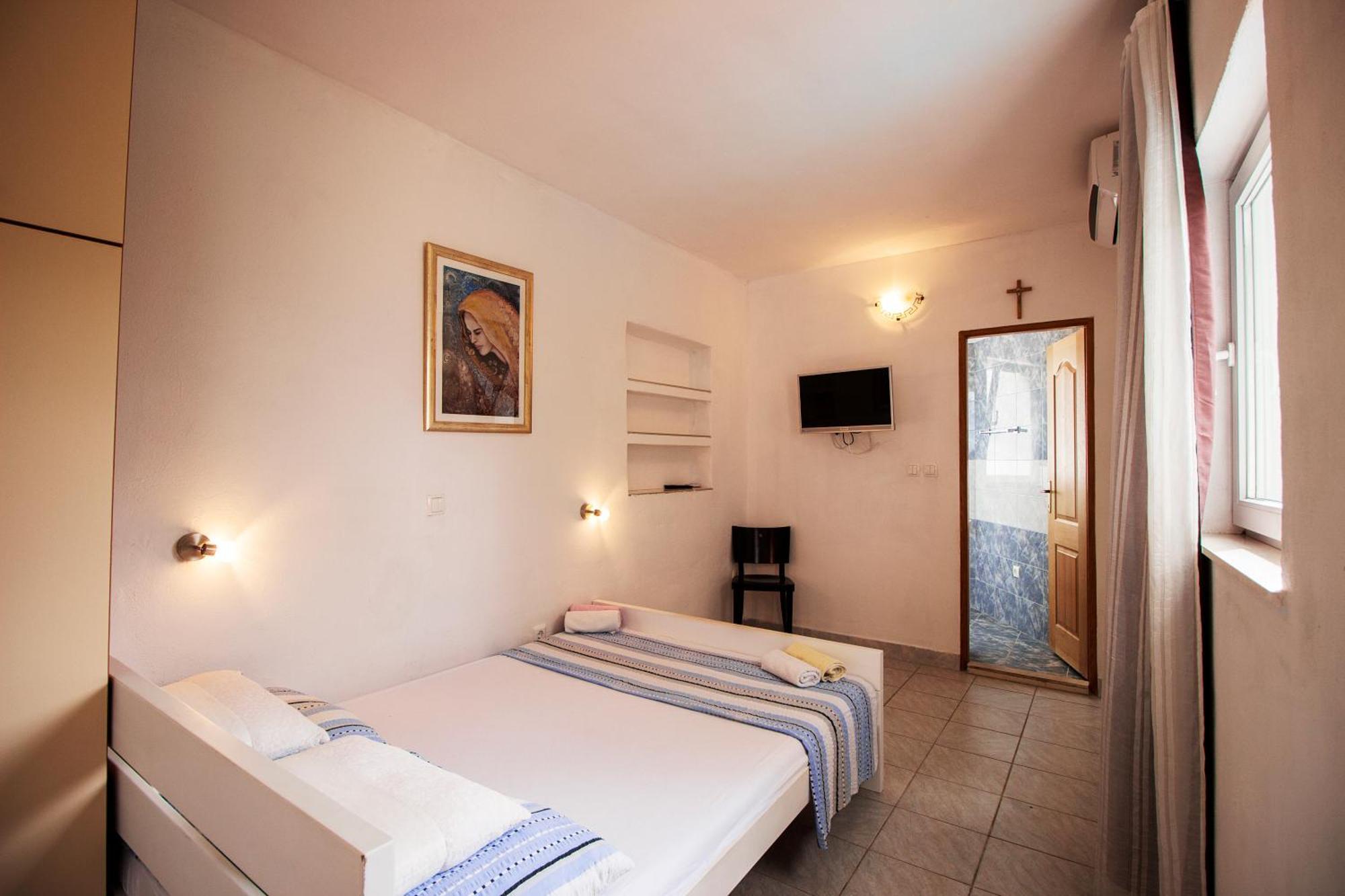 Mrkonjic Branko & Marija Apartmani Омиш Экстерьер фото