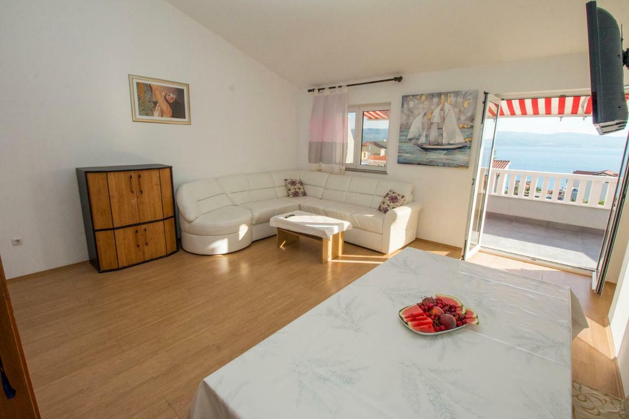Mrkonjic Branko & Marija Apartmani Омиш Экстерьер фото